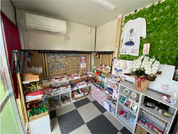 駄菓子屋の内観写真